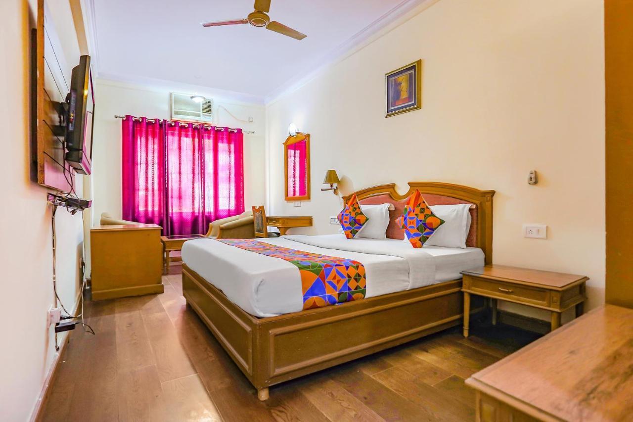 Fabhotel Altus Gurgaon Extérieur photo