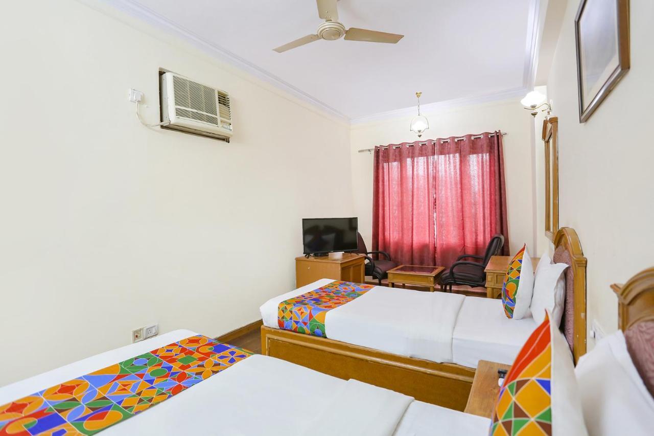 Fabhotel Altus Gurgaon Extérieur photo